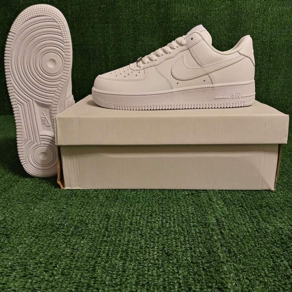 COPY - Air Force 1 Low - Picture 2 of 5